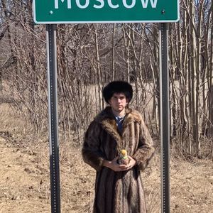 Meet your Posher, Colin